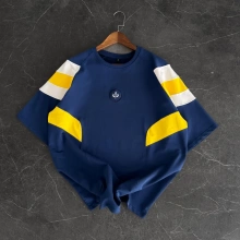 Tarafta Nakış Detay Tshirt