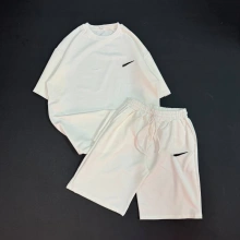 Nike Unisex Oversize Şortlu Takım - Beyaz