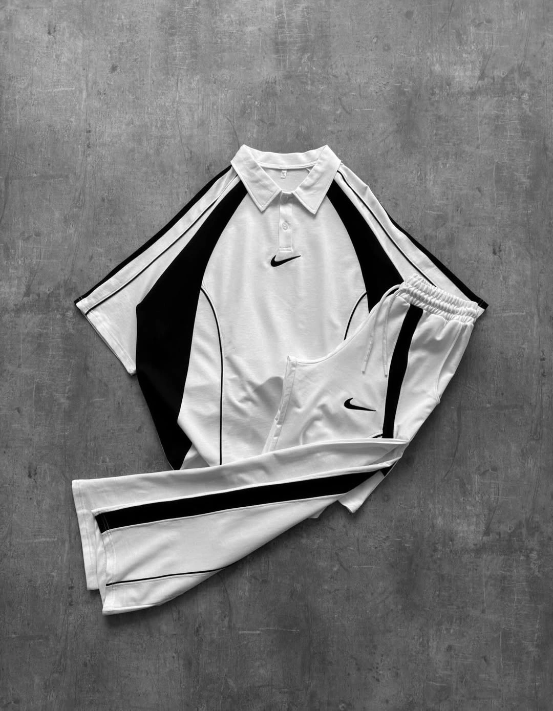 Nakış Detay Oversize Kalıp Eşofman Takım Beyaz