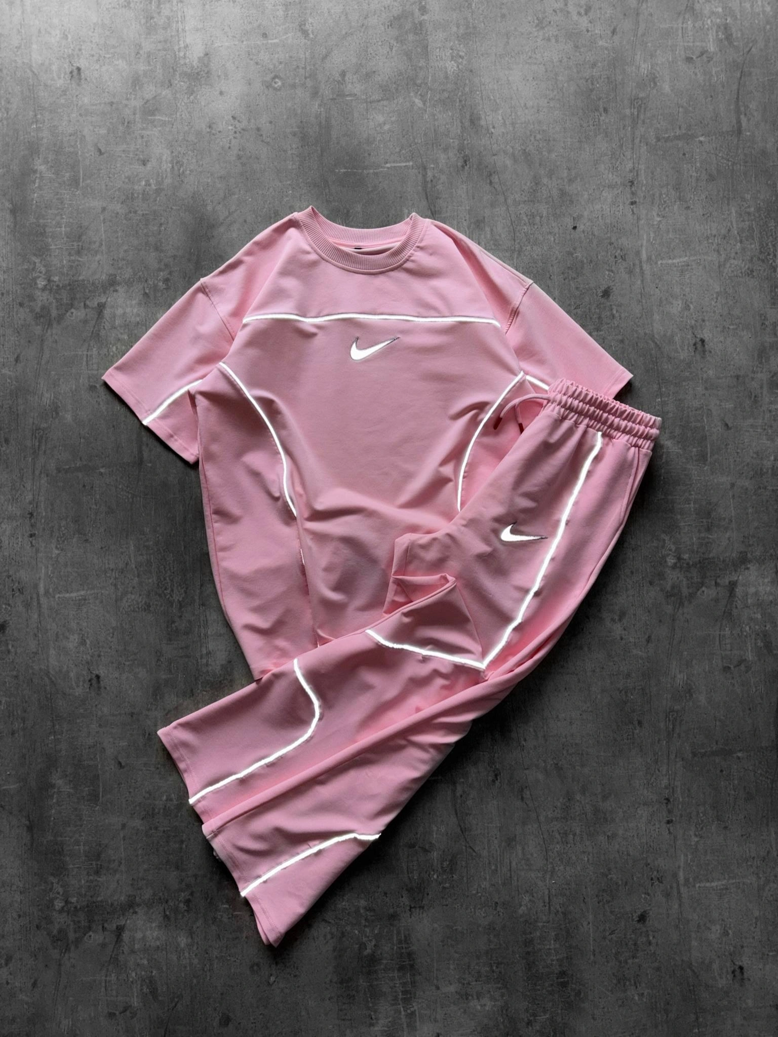 Reflektör Detay Eşofman Takım Pembe