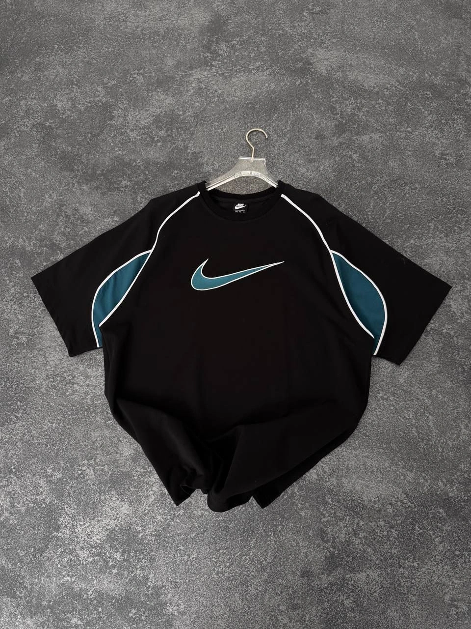 Nakış Detay Oversize Tshirt Siyah