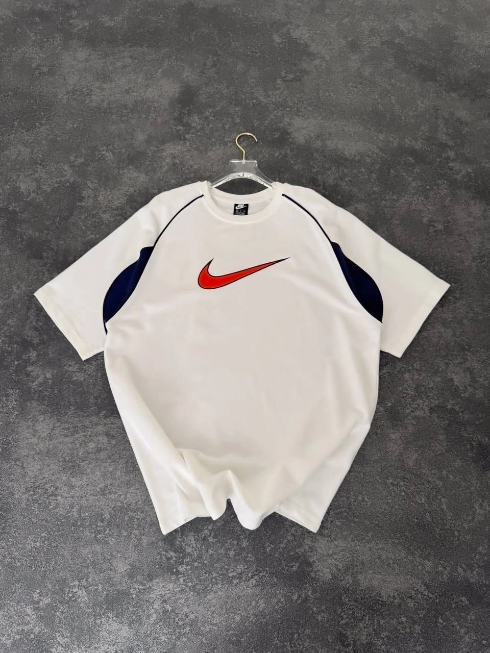 Nakış Detay Oversize Tshirt Beyaz