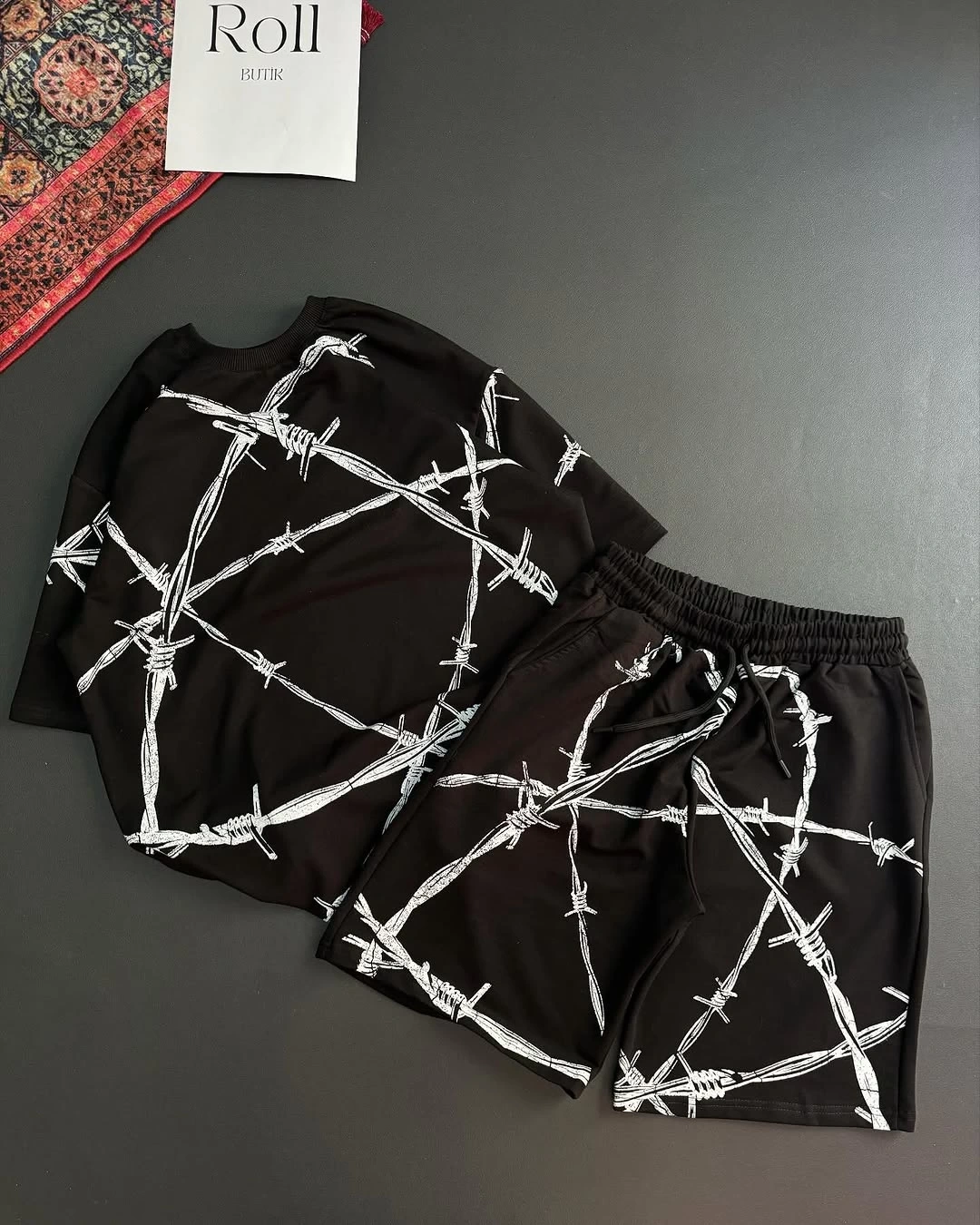 Dikenli Unisex Şortlu Takım - Siyah