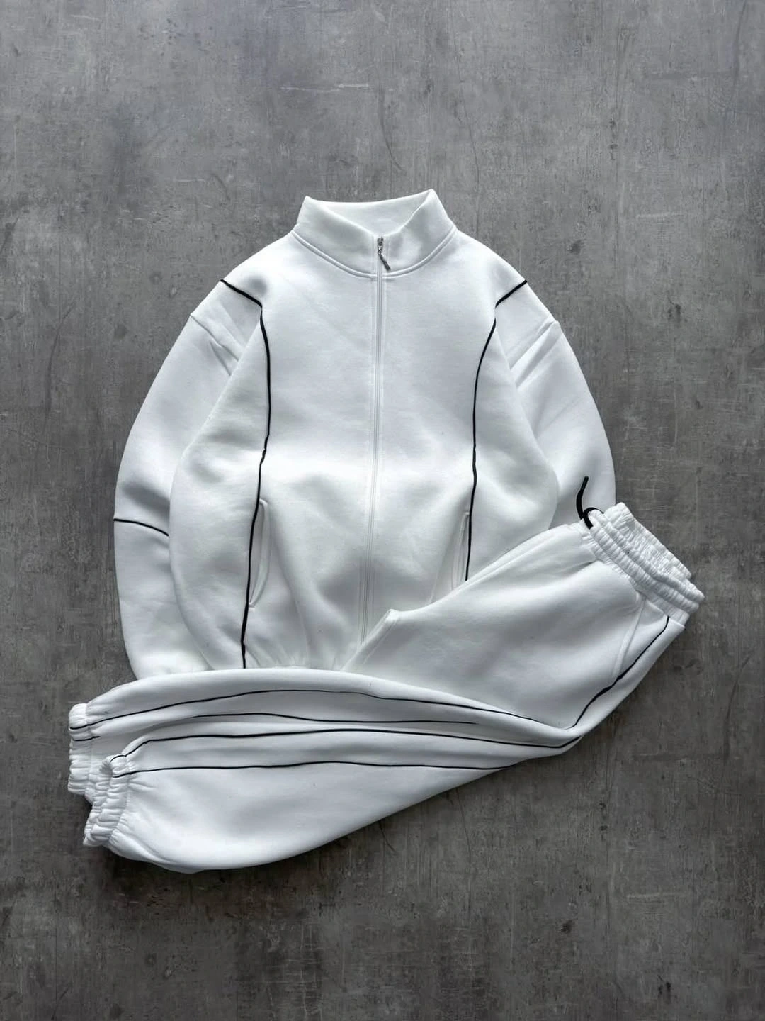 Şerit Biyeli Eşofman Takım Beyaz