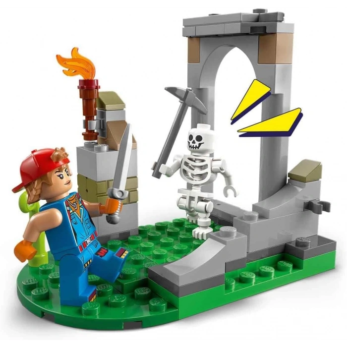LEGO Fortnite Muzaffer ve Tamirci Çırağının Kampı 77075-7 Yaş ve Üstü Kız ve Erkek Çocuklar için Tamirci Çırağı ve İskelet Dahil Video Oyunu Figürleri İçeren Yaratıcı Oyuncak Yapım Seti (250 Parça)