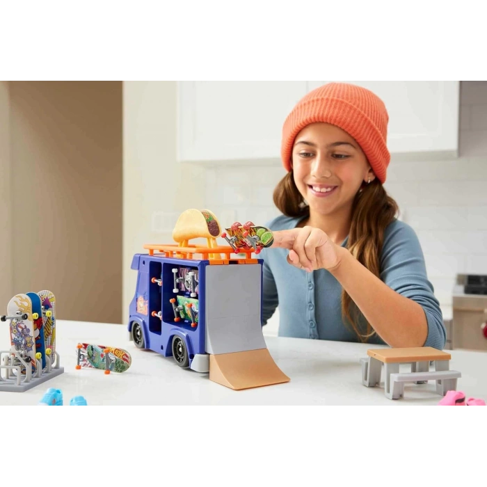 Hot Wheels Skate Taco Arabası Oyun Seti HMK00