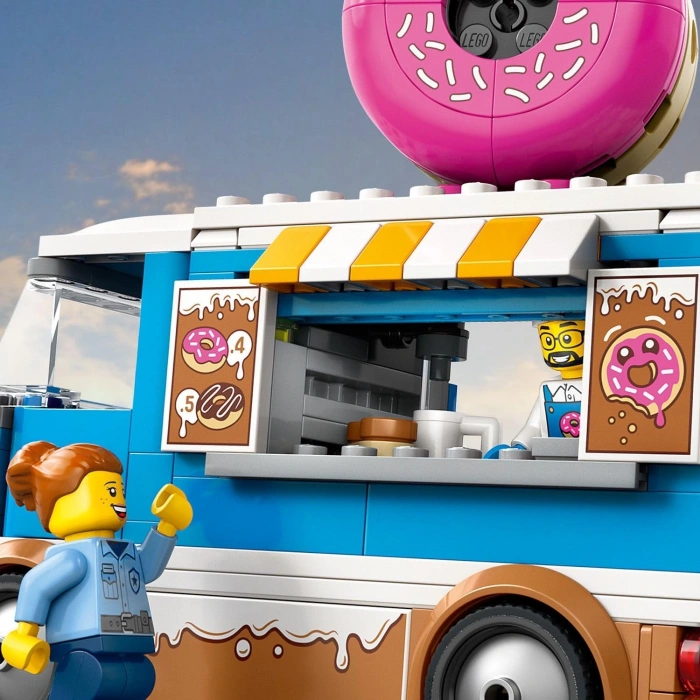 LEGO City Donut Kamyonu 60452-5 Yaş ve Üzeri Çocuklar için Yaratıcı Oyuncak Yapım Seti, Doğum Günü Hediyesi (196 Parça)