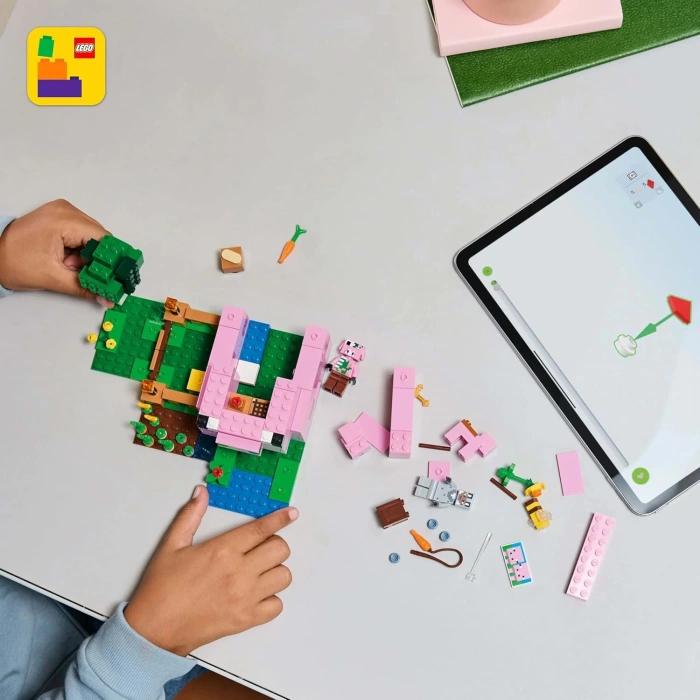 LEGO Minecraft Yavru Domuz Evi 21268 – 7 Yaş ve Üzeri Çocuklar için Kahraman Figürü, Yaratıklar ve Orman Biyomu İçeren Çiftlik Hayvanı Yapım Seti, Erkek ve Kız Çocukları için Hediye Fikri (238 Parça)