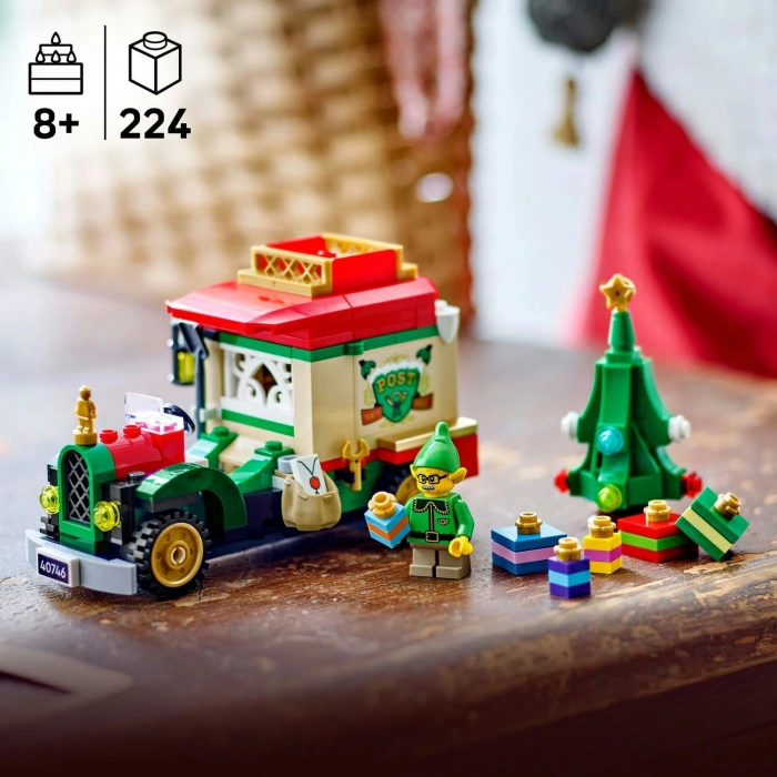 LEGO Noel Baba’nın Dağıtım Kamyonu 40746 – 8 Yaş ve Üzeri Çocuklar için Yılbaşı Hediyeleri (224 Parça)