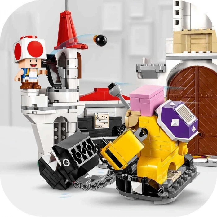 LEGO Super Mario Peach’in Kalesinde Roy ile Savaş 71435-7 Yaş ve Üzeri Çocuklar için Nintendo Karakteri İçeren Yaratıcı Oyuncak Yapım Seti (738 Parça)