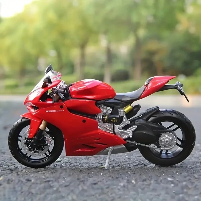Maisto 1:12 Ölçekli Ducati 1199 Panigale Koleksiyonluk Motosiklet Modeli