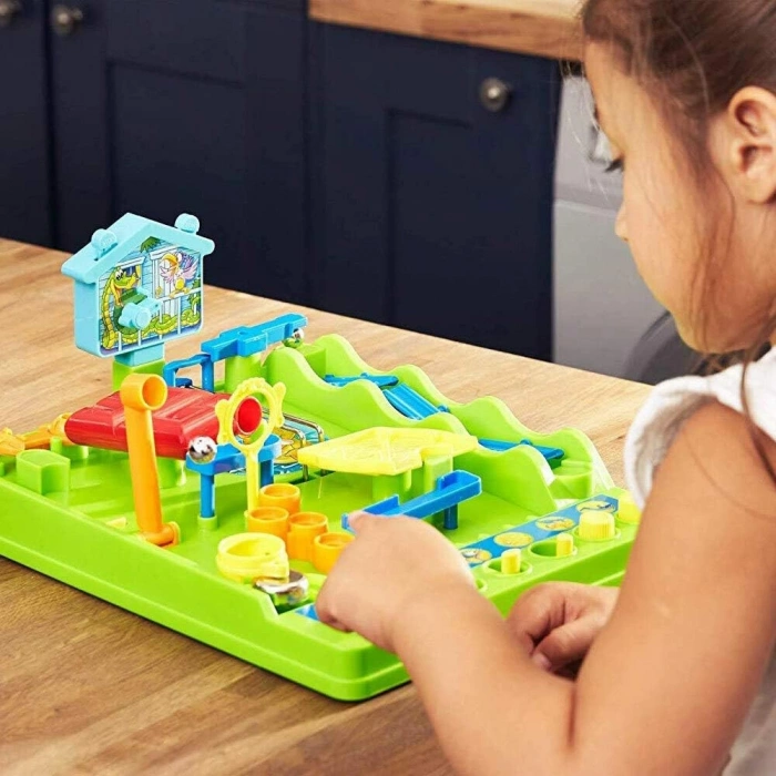 TOMY Çılgın Top, Oyuncak