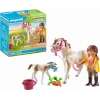 Playmobil 71243 Country Tay ile At, midilli çiftliği, at oyuncakları, eğlenceli, yaratıcı rol yapma, oyun seti, 4 yaş ve üzeri çocuklar için uygun