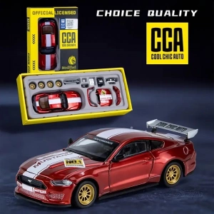 1 Kutu 1:42 Ford Mustang GT 2018 Kırmızı Araba Modeli Modifiye Edilebilir, Kapıları Açılabilir, Aksesuarları Değiştirilebilir, Oyuncak
