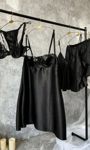 5 Parça Siyah Saten Dev Kombin