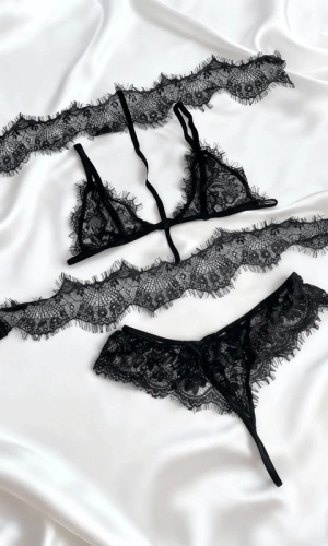 Waist And Neck Detailed Lace Bra Set