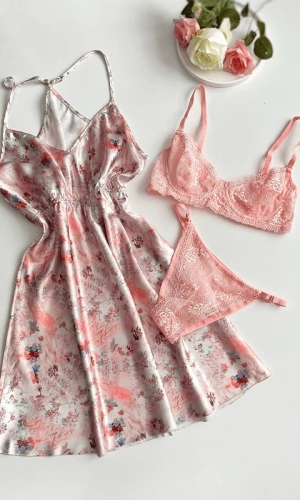 Çiçek Baskılı Saten Gecelik & Çiçek İşlemeli Sütyen Takım Kombin