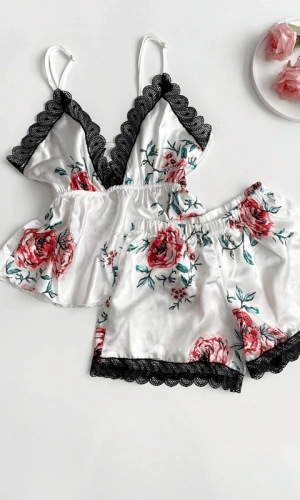 Çiçek Baskılı Saten Şortlu Takım