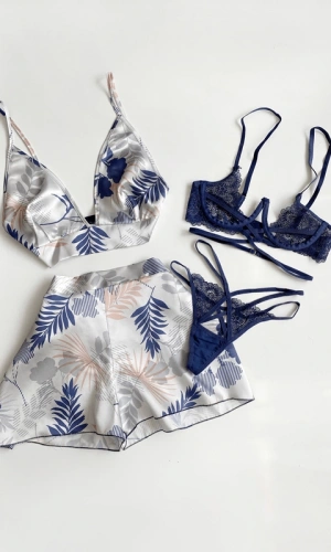 Çiçek Desenli Saten Şortlu Takım & İp Detaylı Balenli Sütyen Takım Kombin