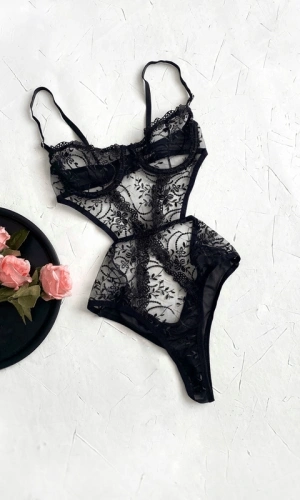 Çiçek Detaylı Bodysuit