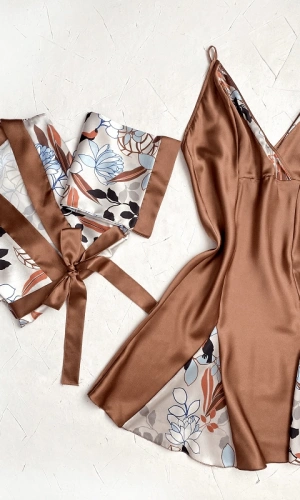 Patterned Dressing Gown Set