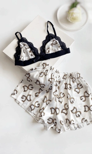 Ekru Baskılı Şortlu Takım