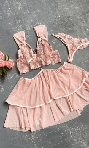 Ruffle Detailed Skirted Bra Set