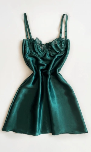 Göğüs Dantel Detaylı Saten Gecelik