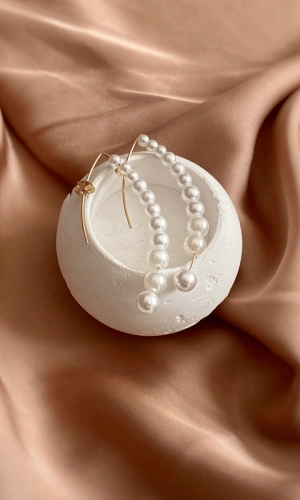 İncili Sallantılı Küpe