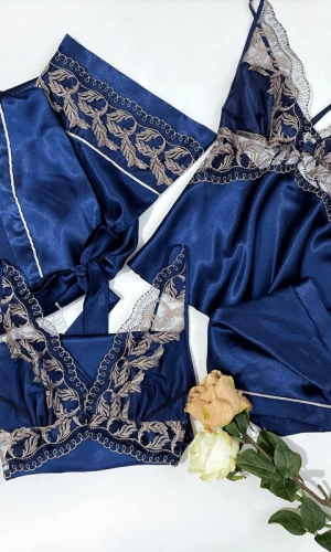 Set with Embroidered Dressing Gown & Embroidered Shorts