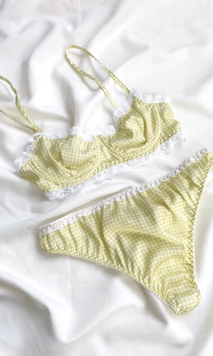 Kareli Balenli Sütyen Takım