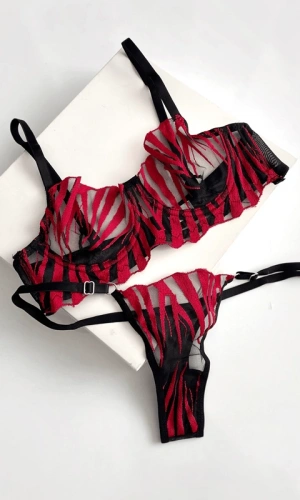 Kılıç Desen Sütyen Takım