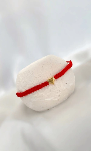 Kırmızı Kalp Detaylı Aşk Bilekliği