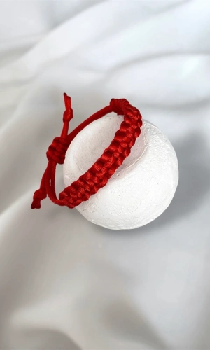 Kırmızı Makrome Örgü Bileklik