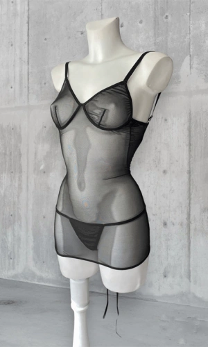 Kurdela Detaylı Transparan Gecelik