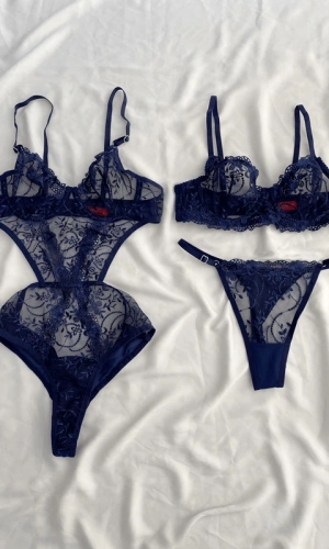 Lacivert Çiçek Detaylı Body & Çiçek İşlemeli Sütyen Takım Kombin