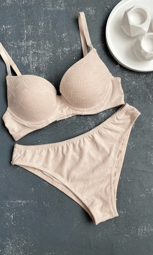 Knit Pattern Light Support Bra Set