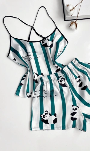 Panda Baskılı Şortlu Takım