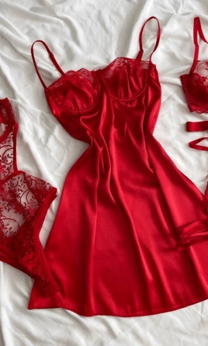 Saten Gecelik & Sütyen Takım & Body & Jartiyer Kemeri Kombin