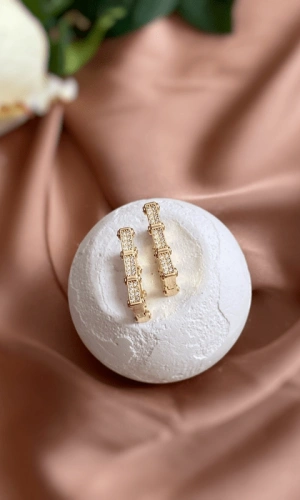 Taşlı Dikdörtgen Küpe