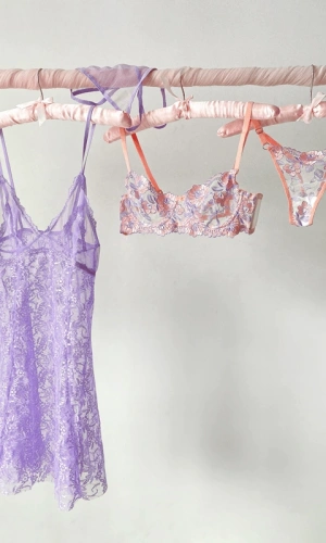 Tül Gecelik & Çiçek İşlemeli Sütyen Takım Kombin