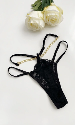 String with Chain Detail