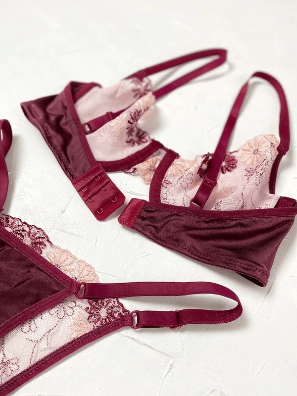 Underwire Lace Bra Set