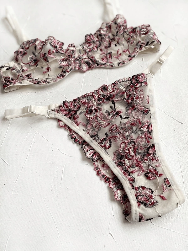 Floral Embroidered Bra Set