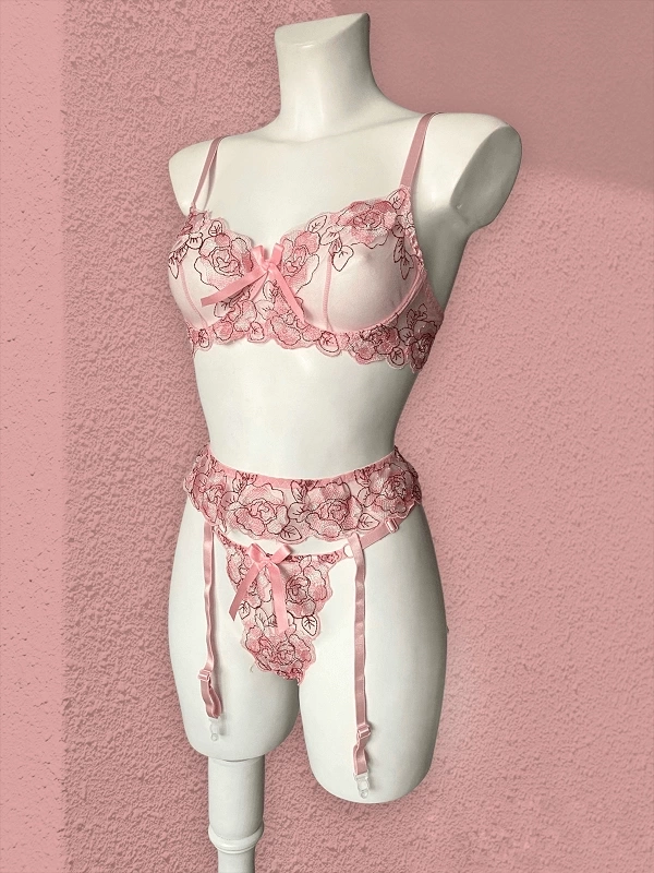 Rose Embroidered Underwire Garter Set