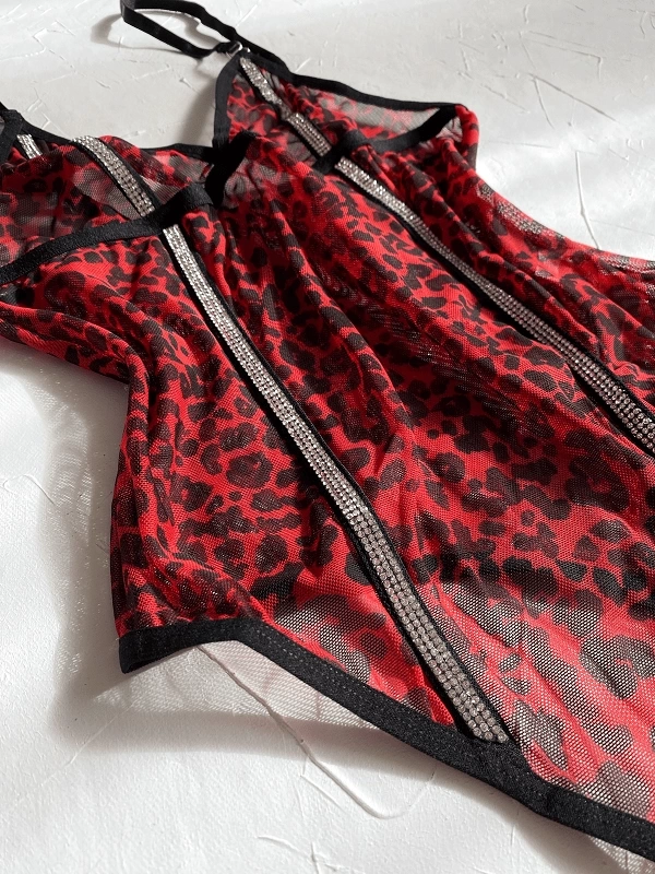 Kırmızı Leopar Bodysuit