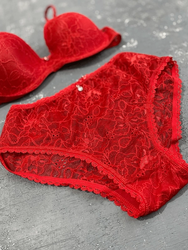 Lace Detailed Bra Set