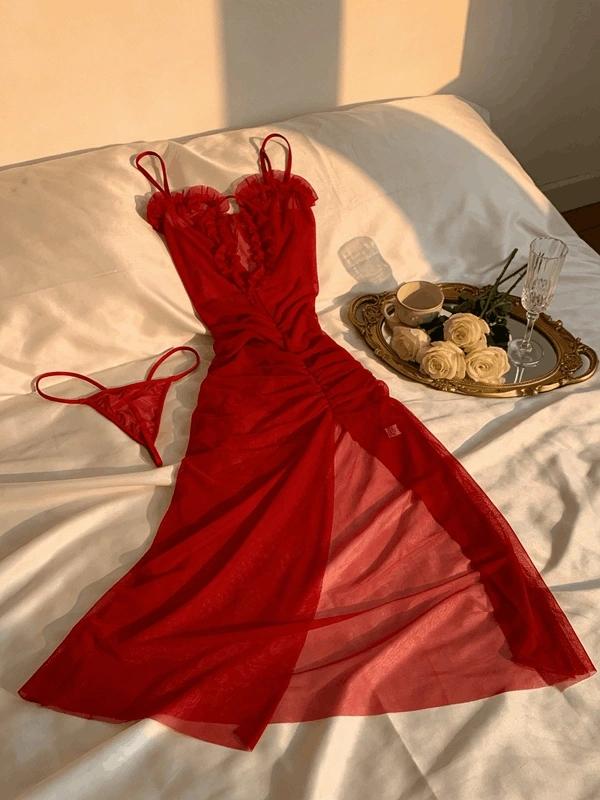 Kırmızı Uzun Yırtmaçlı Transparan Gecelik Takım