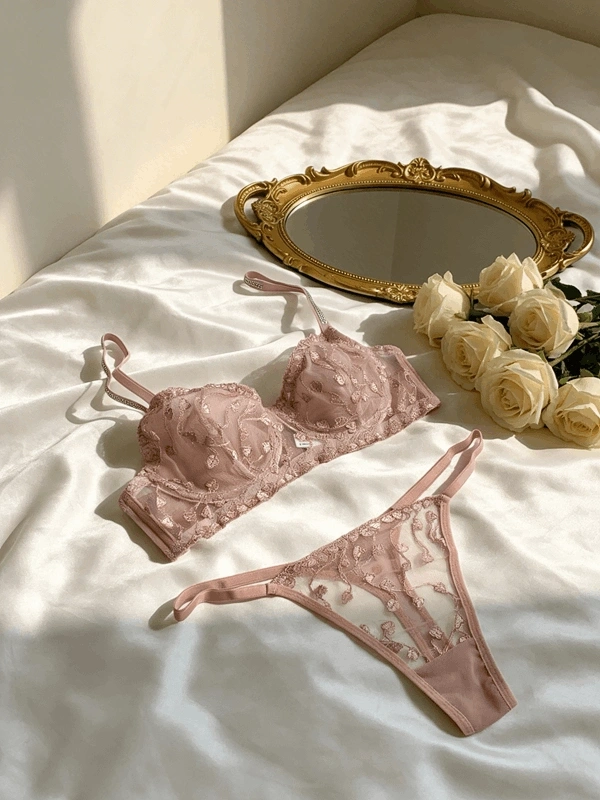 Vizon Kalp Detaylı Balenli Sütyen Takım