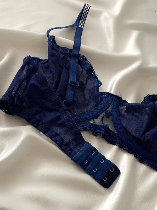 Lacivert Kalp Detaylı Balenli Sütyen Takım